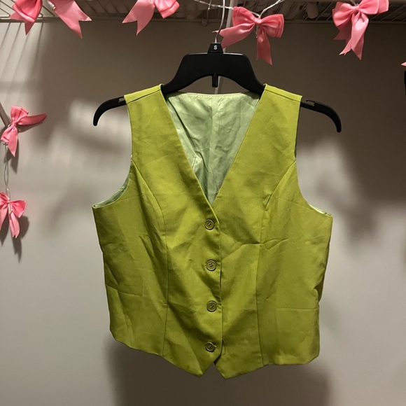 Amazon Lime Green Women's Tank Top - Picture 1 of 3